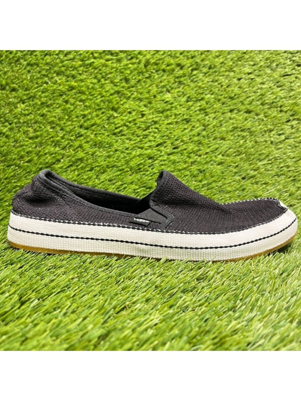 UGG Bren Womens Size 9 Black Knit White Casual Walking Slip On Shoes Sneakers